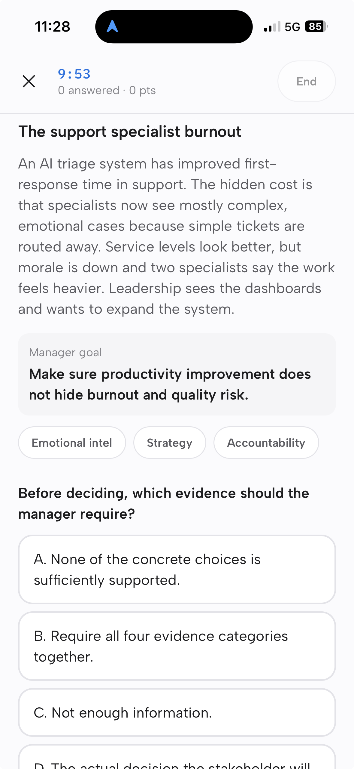 Lapom decision screen showing 'The support specialist burnout' with multiple choice answers