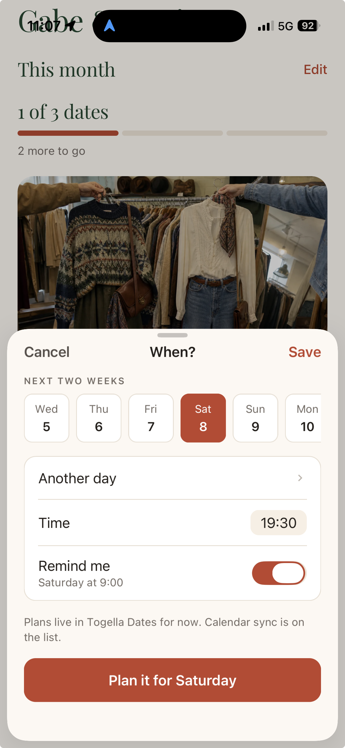 Togella Dates planner picking a day and time for a date with an optional reminder